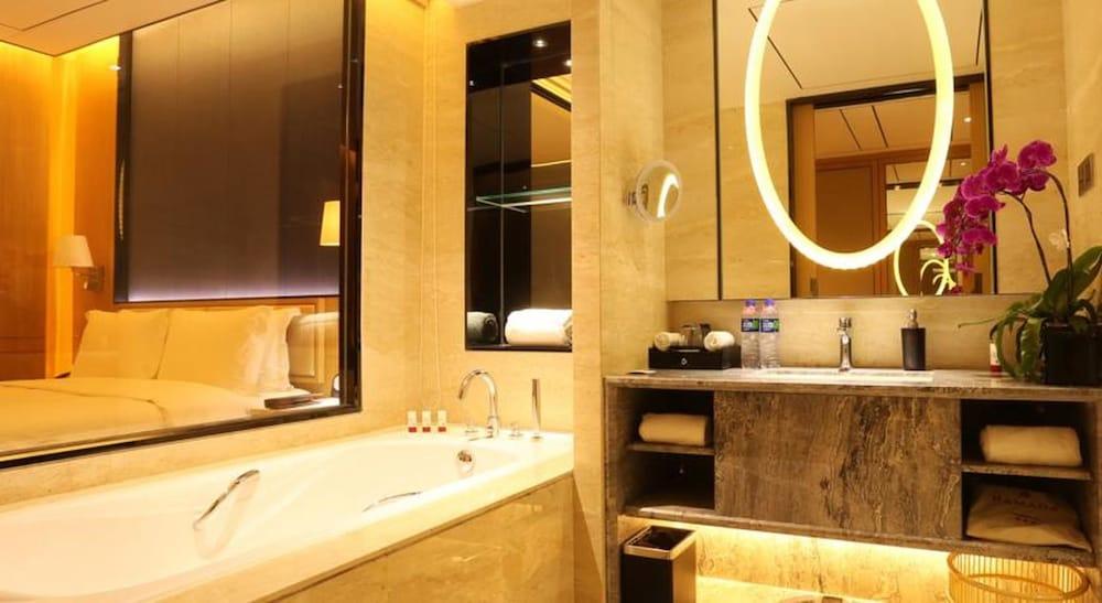 Ramada Foshan Nanhai Экстерьер фото